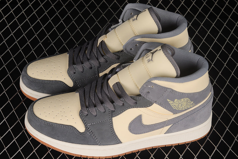 Air Jordan 1 AJ1 Mid – Coconut Milk