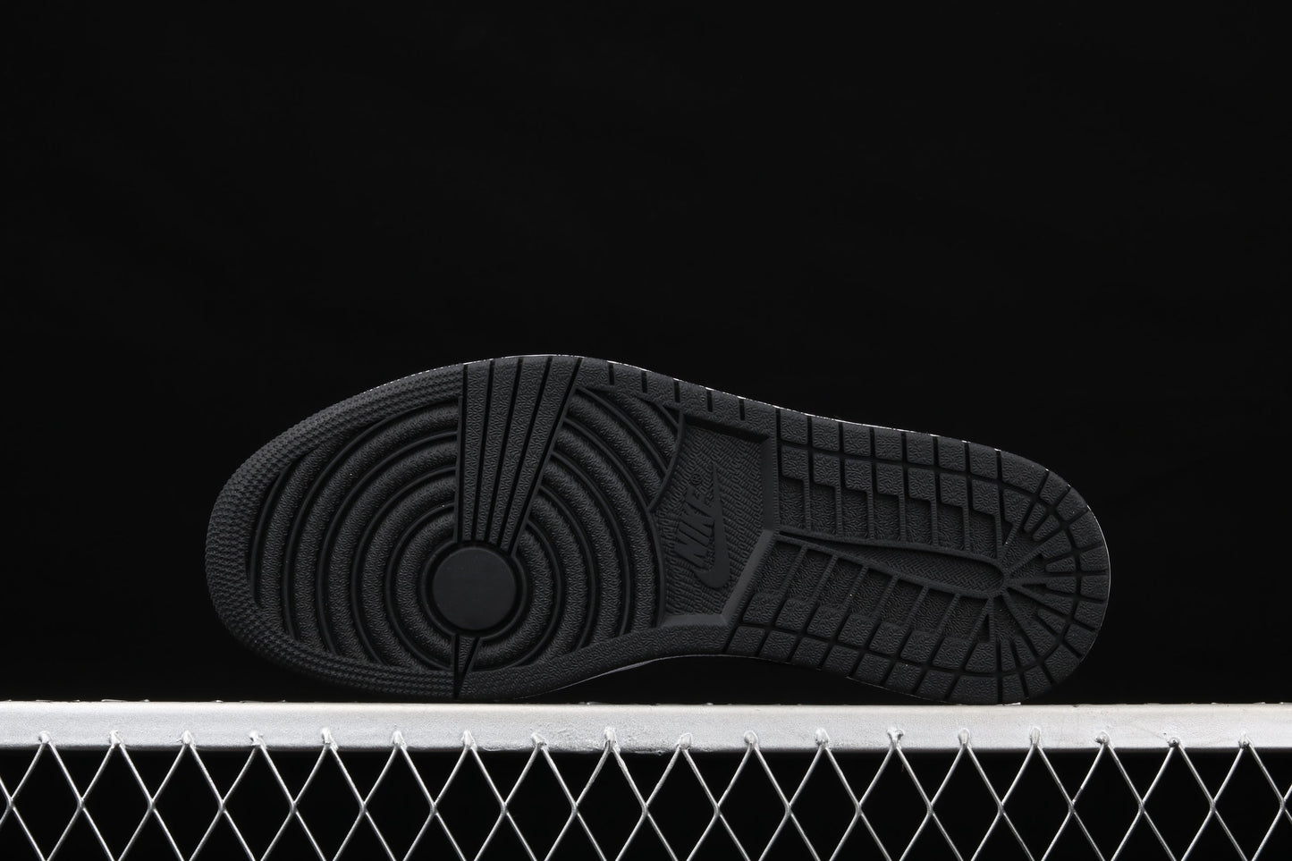 Air Jordan 1 AJ1 Mid – South Beach
