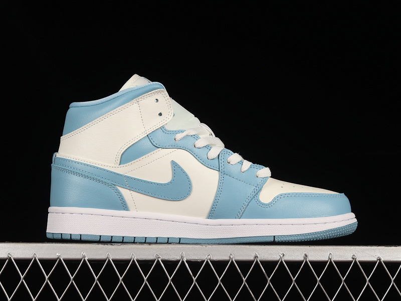 Air Jordan 1 AJ1 Mid – UNC