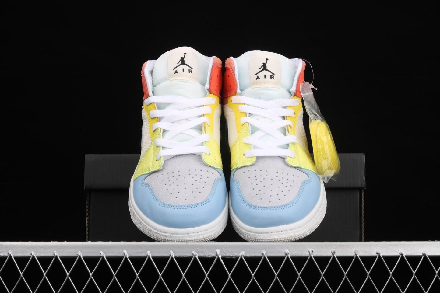 Air Jordan 1 AJ1 Mid – To My First Coach