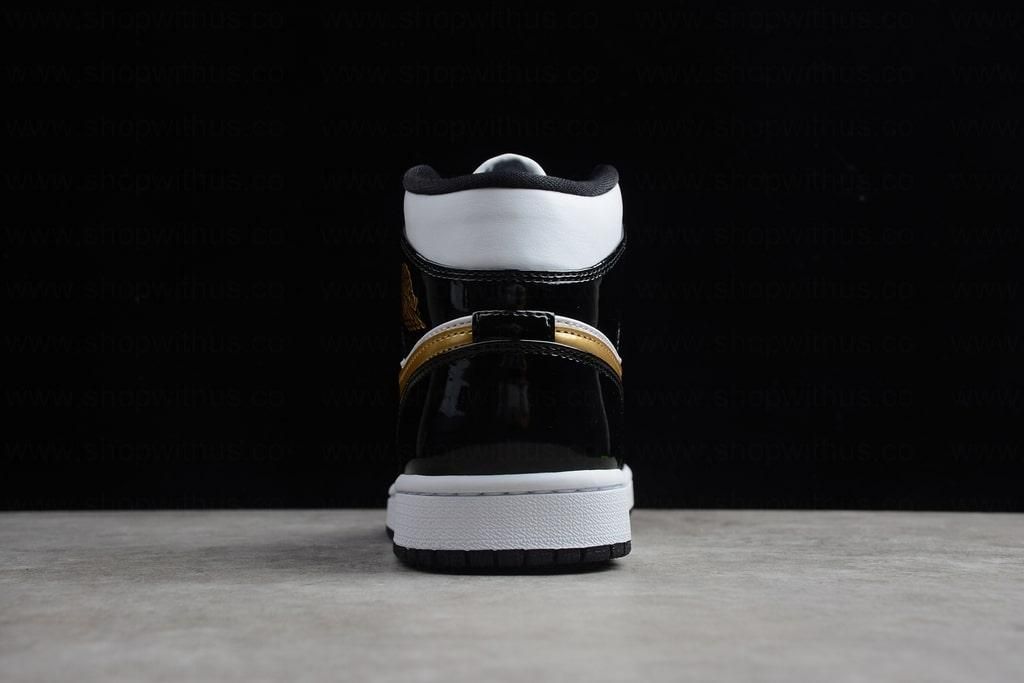 Air Jordan 1 AJ1 Mid SE – Black Gold