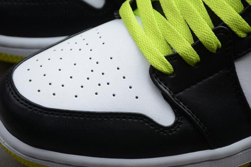 Air Jordan 1 AJ1 Low – Black Cyber