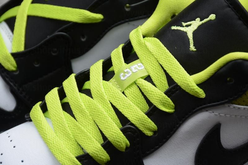 Air Jordan 1 AJ1 Low – Black Cyber
