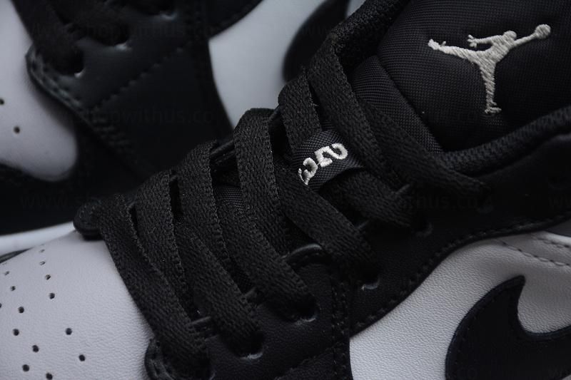 Air Jordan 1 AJ1 Retro Low – Atmosphere Grey