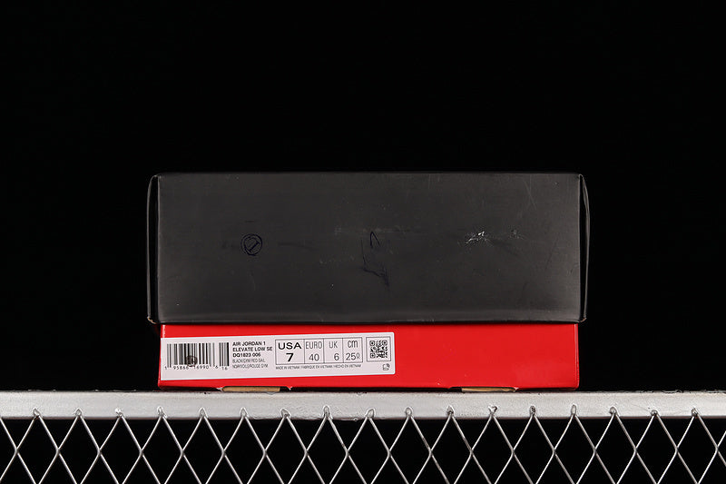 Air Jordan 1 AJ1 Elevate - Bred
