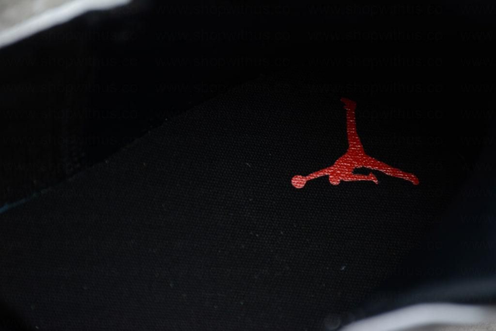 Air Jordan 1 AJ1 Mid – Chile Red