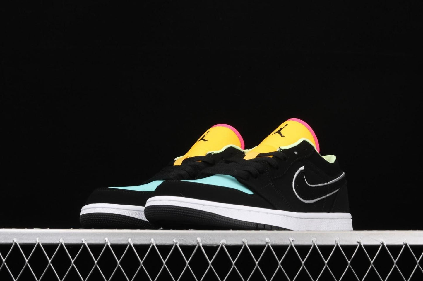 Air Jordan 1 AJ1 Low – Aurora Green