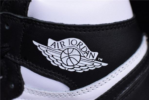 Nike Air Jordan 1 AJ1 Retro OG High - Black/White