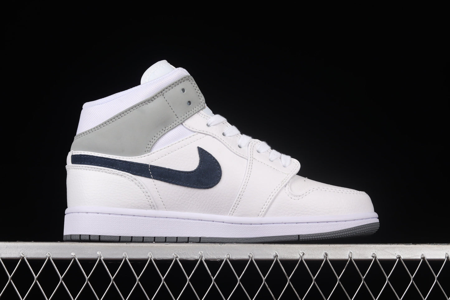 Air Jordan 1 AJ1 Mid Paris - White