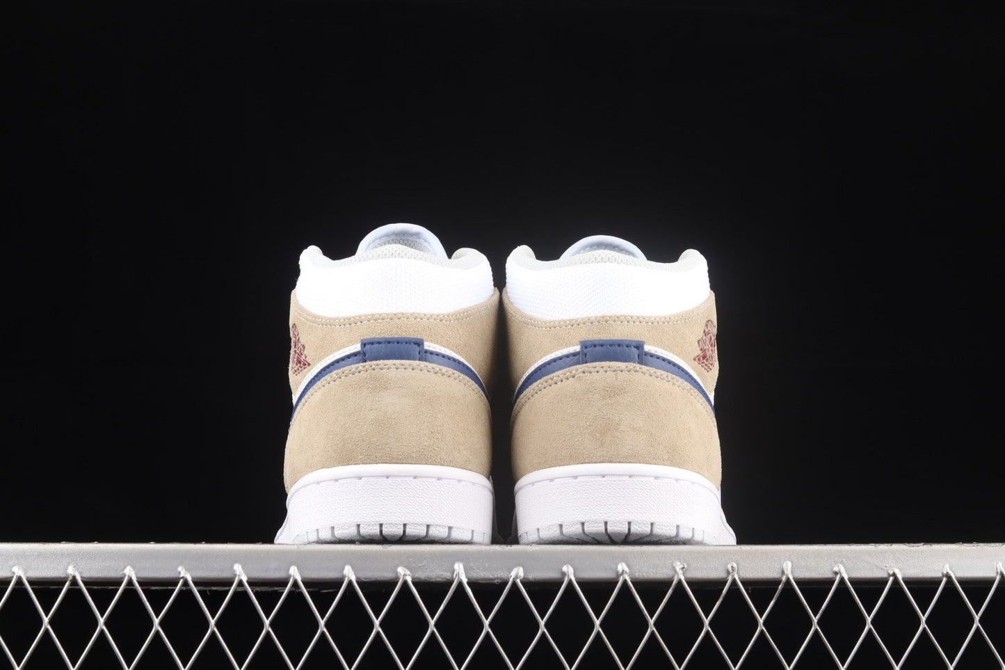 Air Jordan 1 AJ1 Mid – Tan Suede