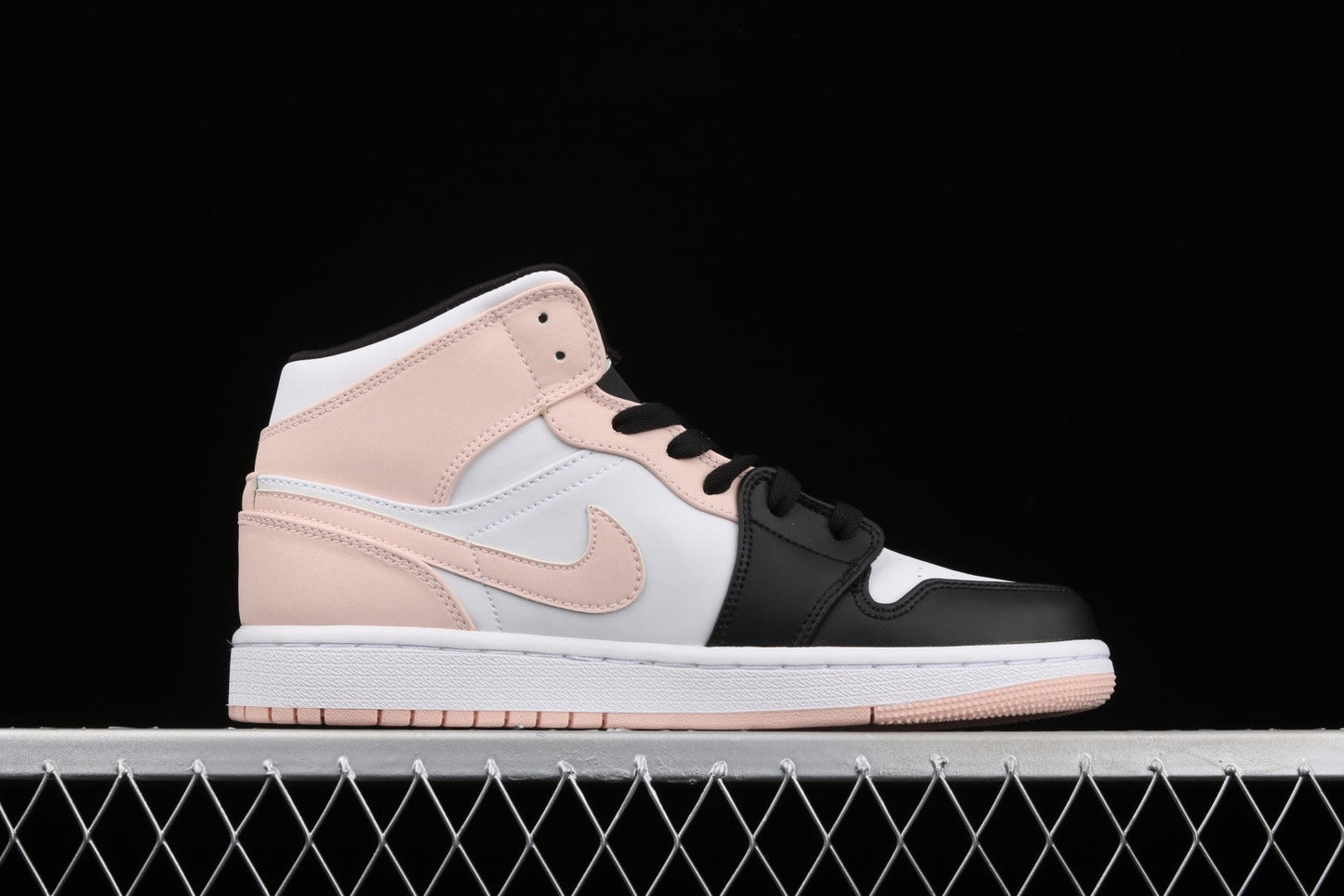 Unisex Air Jordan 1 AJ1 Mid Arctic – Orange/Black Toe