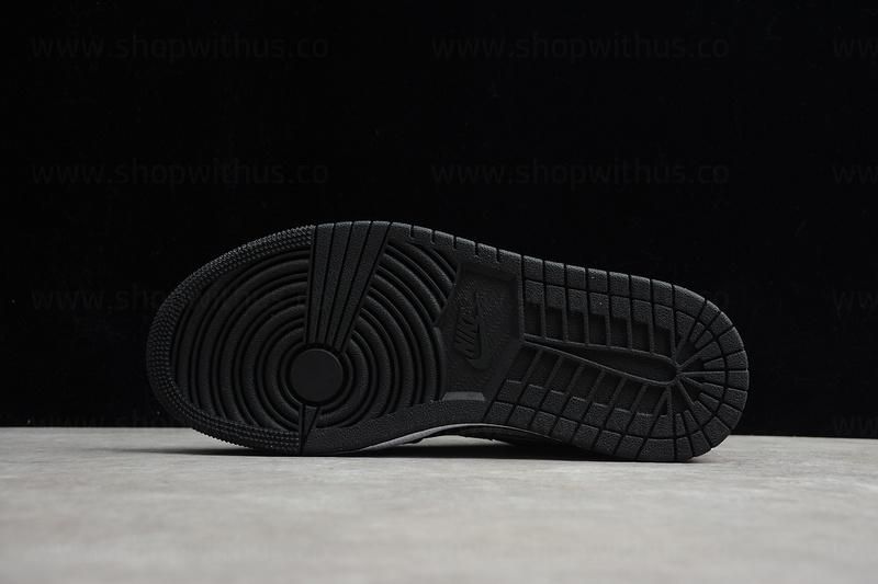 Air Jordan 1 AJ1 Low – Brushstroke Swoosh (SE)