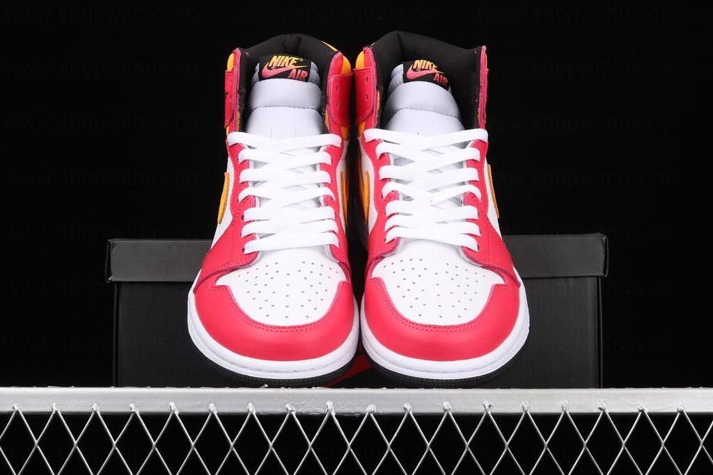 Air Jordan 1 AJ1 Retro High - Light Fusion Red