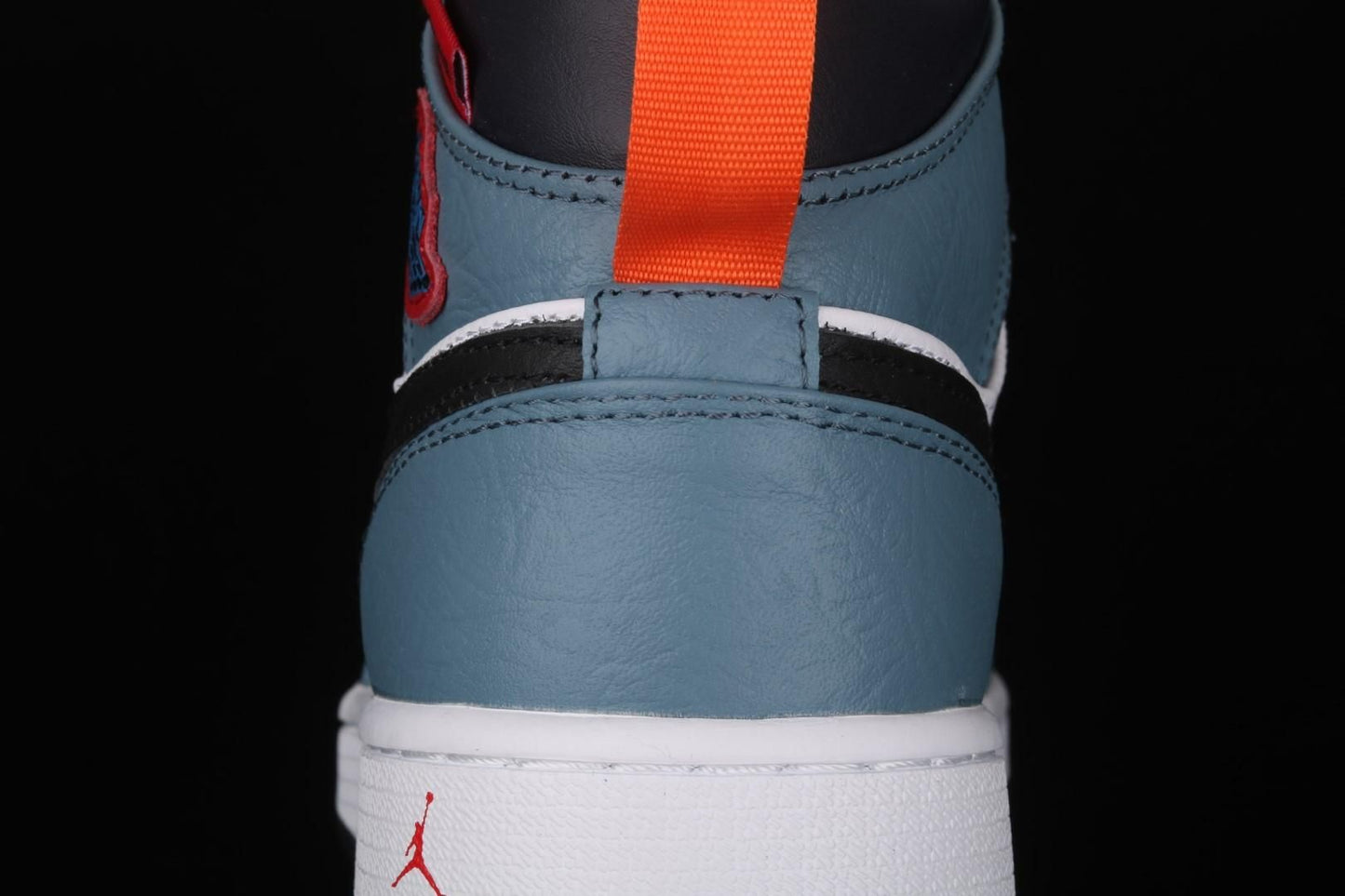 Facetasm x Air Jordan 1 AJ1 Mid – Fearless