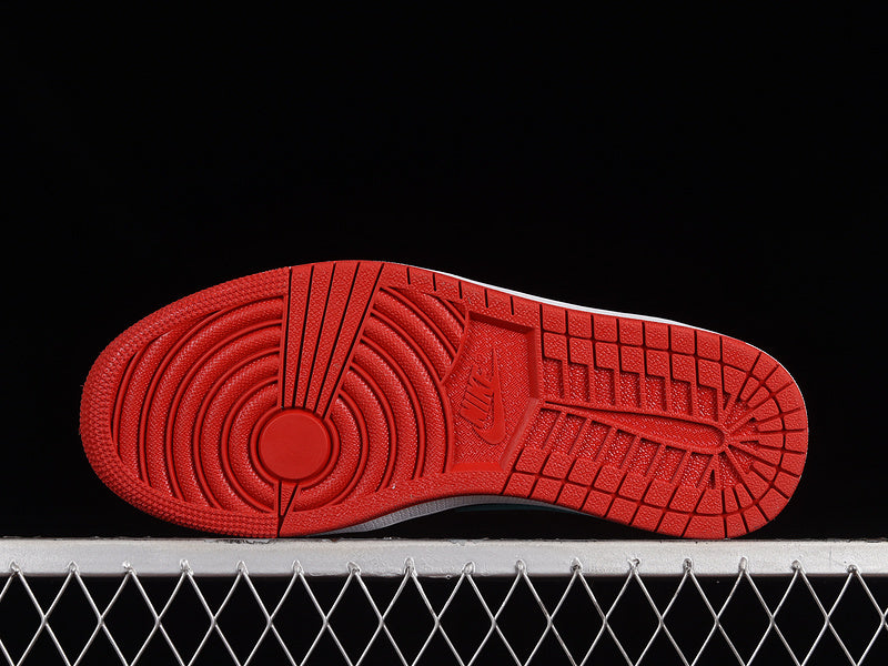 Air Jordan 1 AJ1 Low– UNC to Chicago