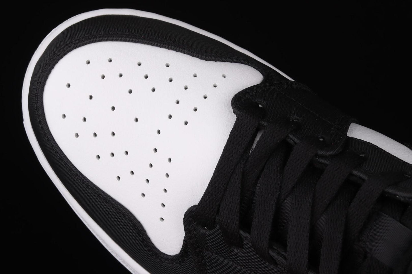 Air Jordan 1 AJ1 Mid SE Union – Black Toe
