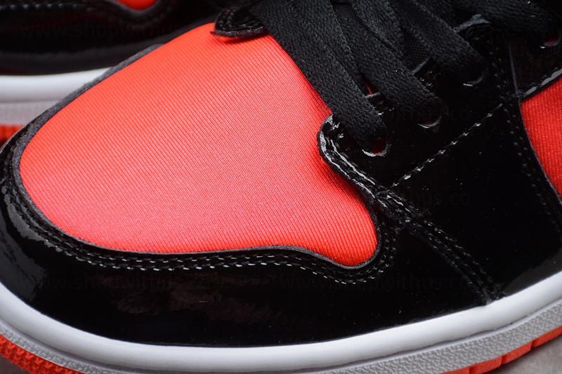 Air Jordan 1 AJ1 Mid – Hot Punch