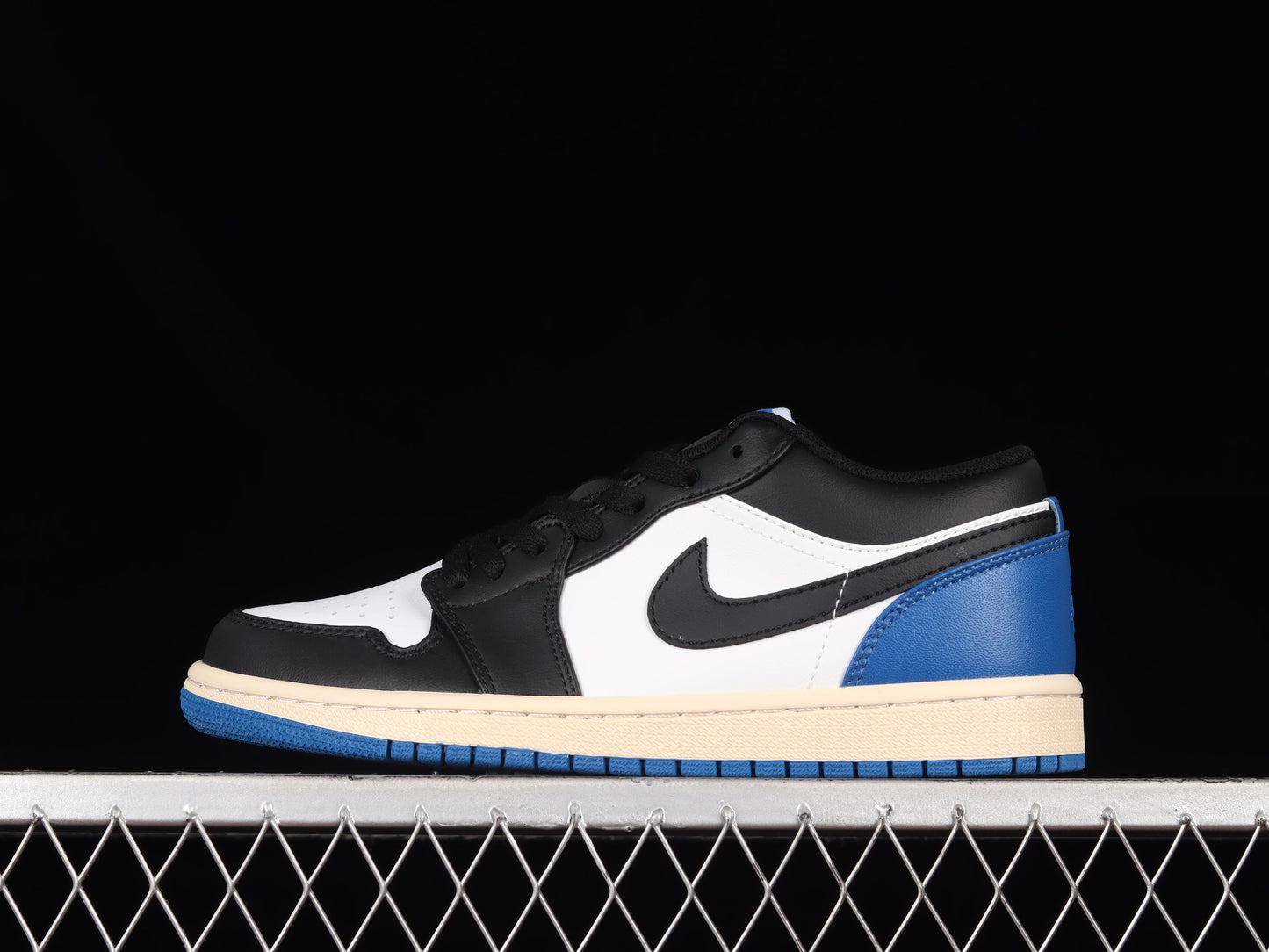 Air Jordan 1 AJ1 Retro Low - Black Dark/Powder Blue