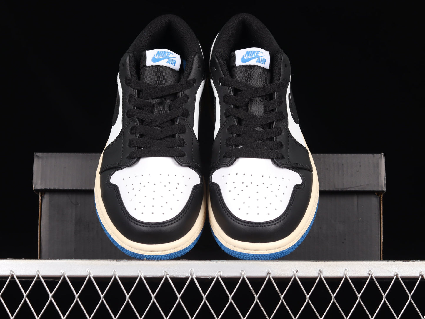 Air Jordan 1 AJ1 Retro Low - Black Dark/Powder Blue