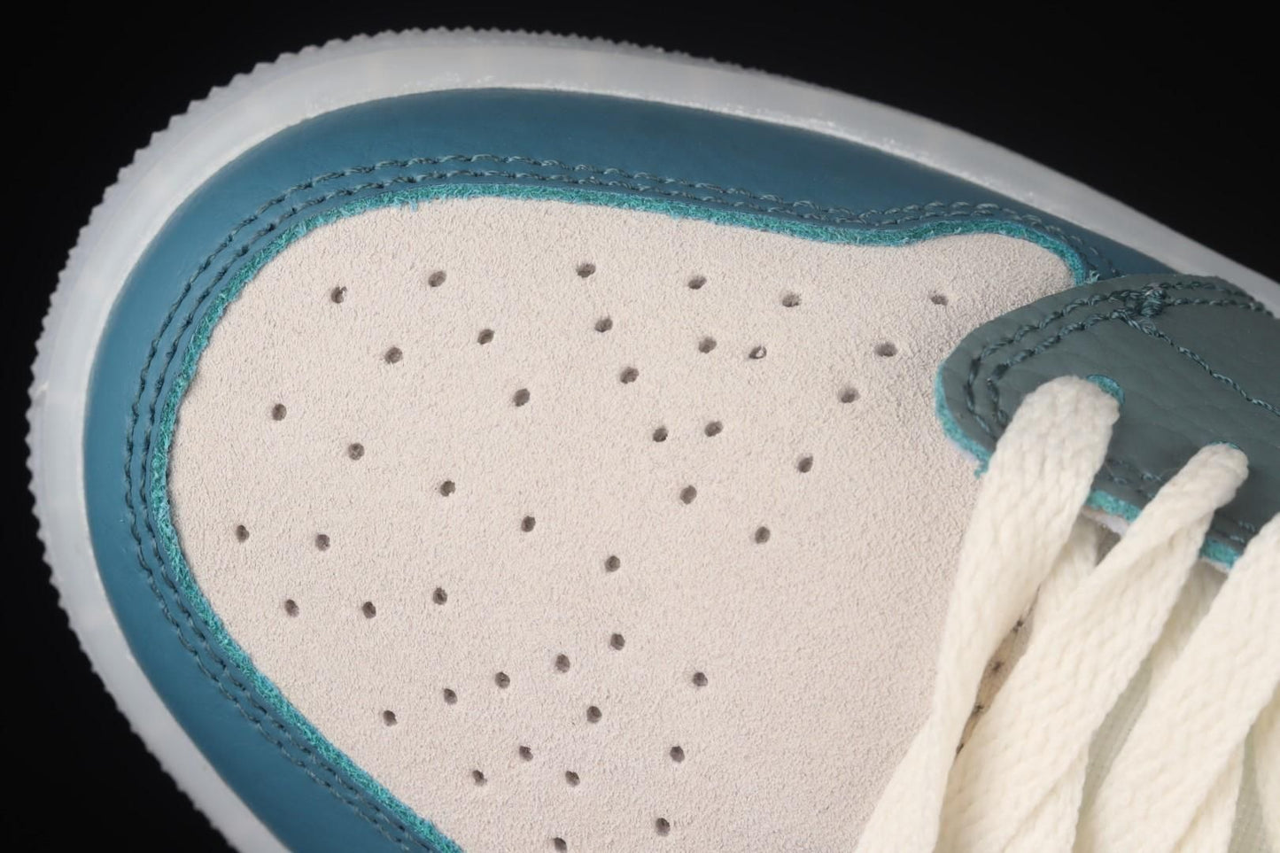 Air Jordan 1 AJ1 Mid – Anti-Gravity Machines