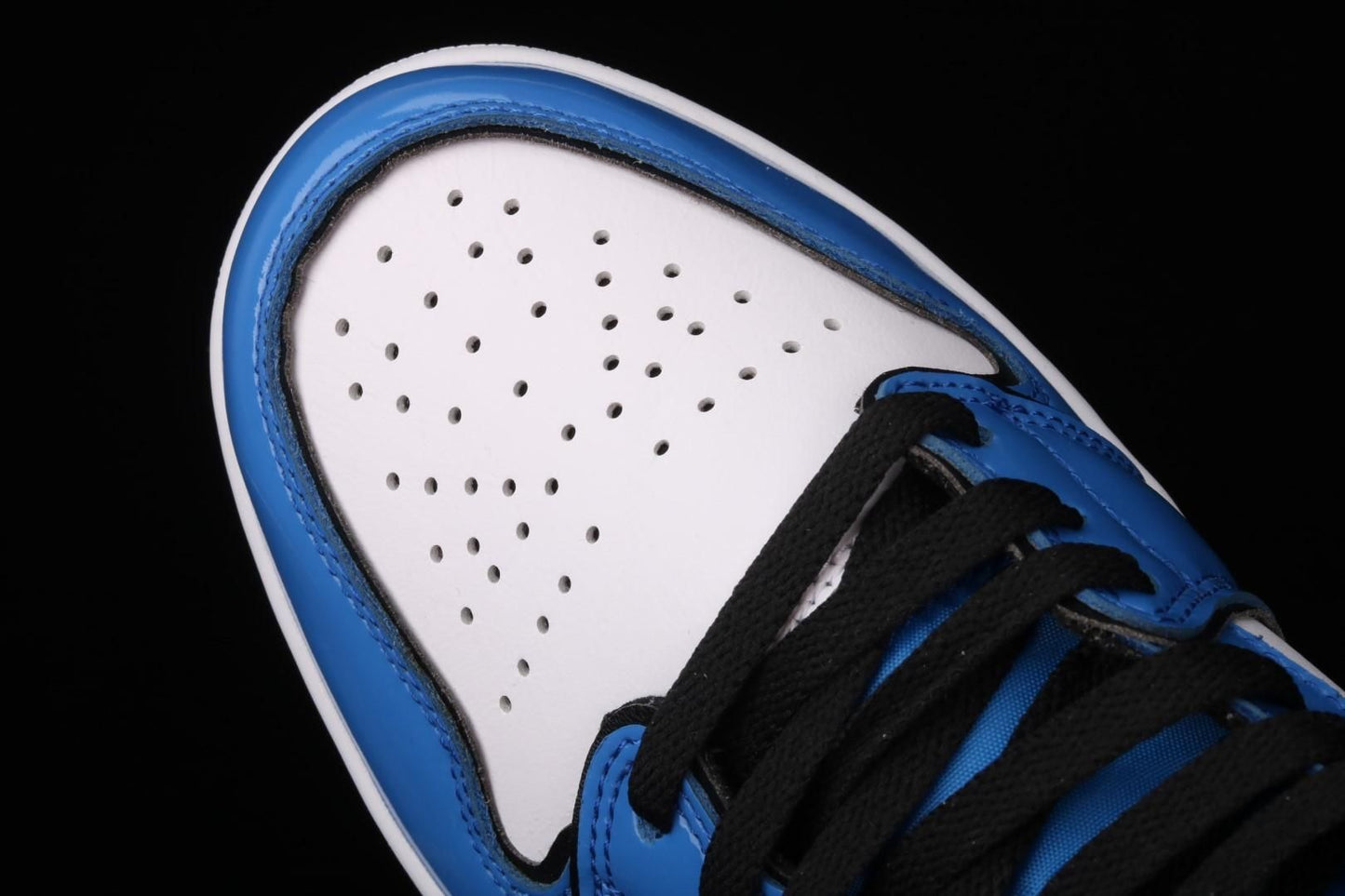 Air Jordan 1 AJ1 Mid – Signal Blue