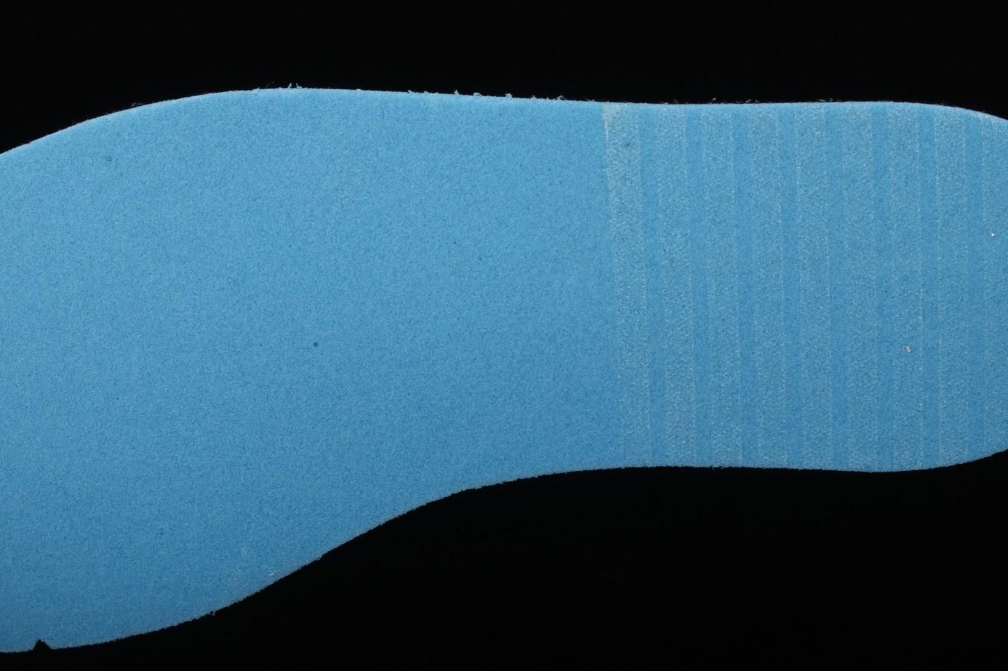 Air Jordan 1 AJ1 Mid – Signal Blue