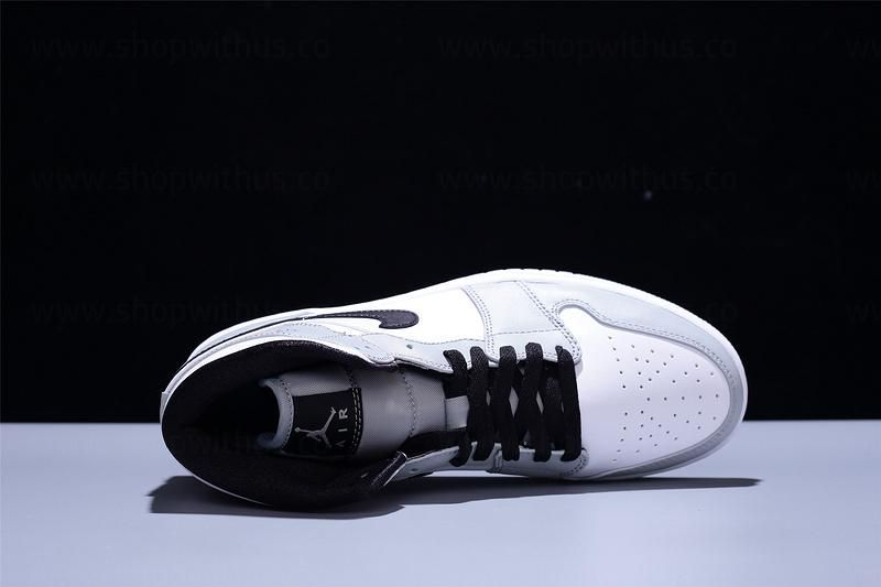 Air Jordan 1 AJ1 Mid – Light Smoke Grey