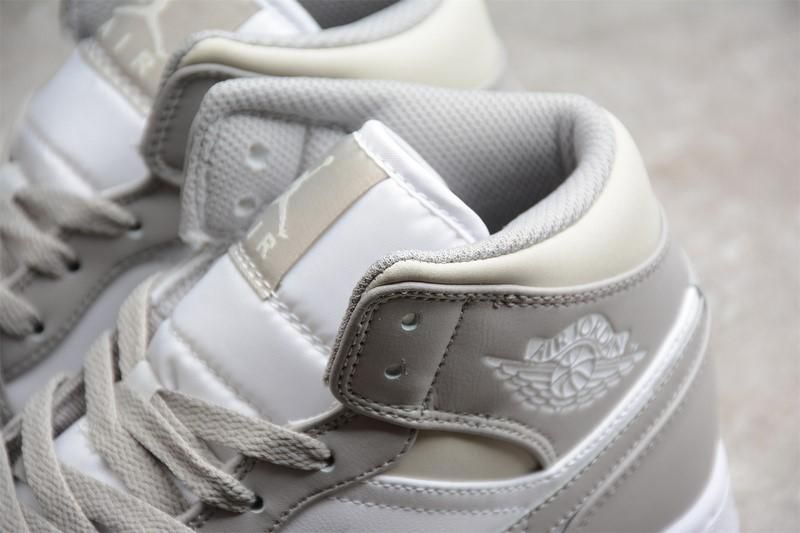 Air Jordan 1 AJ1 Mid – Linen