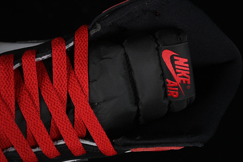 Air Jordan 1 AJ1 Retro High - Black Toe Reimagined