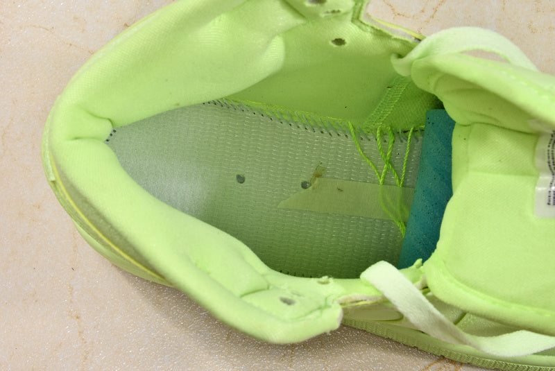 Air Jordan 1 AJ1 Retro High - Barely Volt