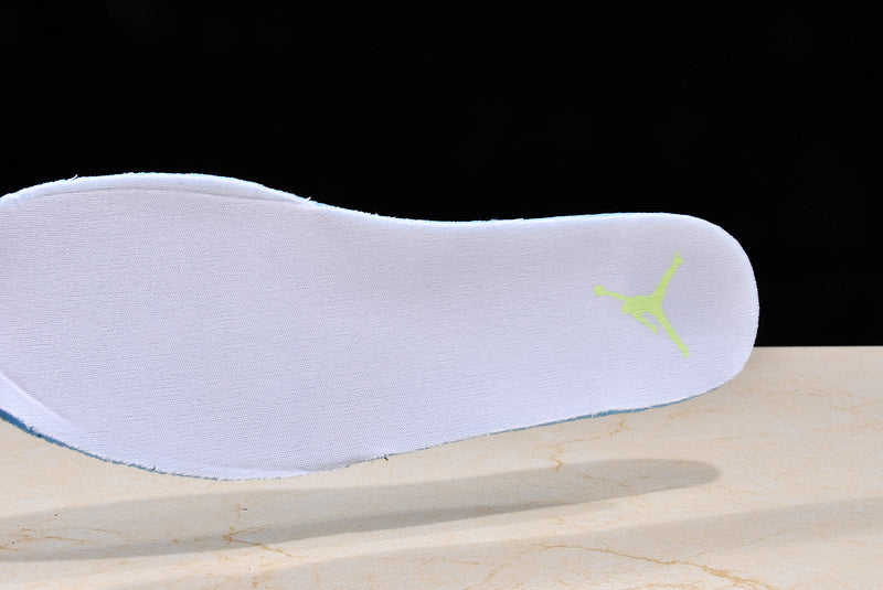 Air Jordan 1 AJ1 Retro High - Barely Volt