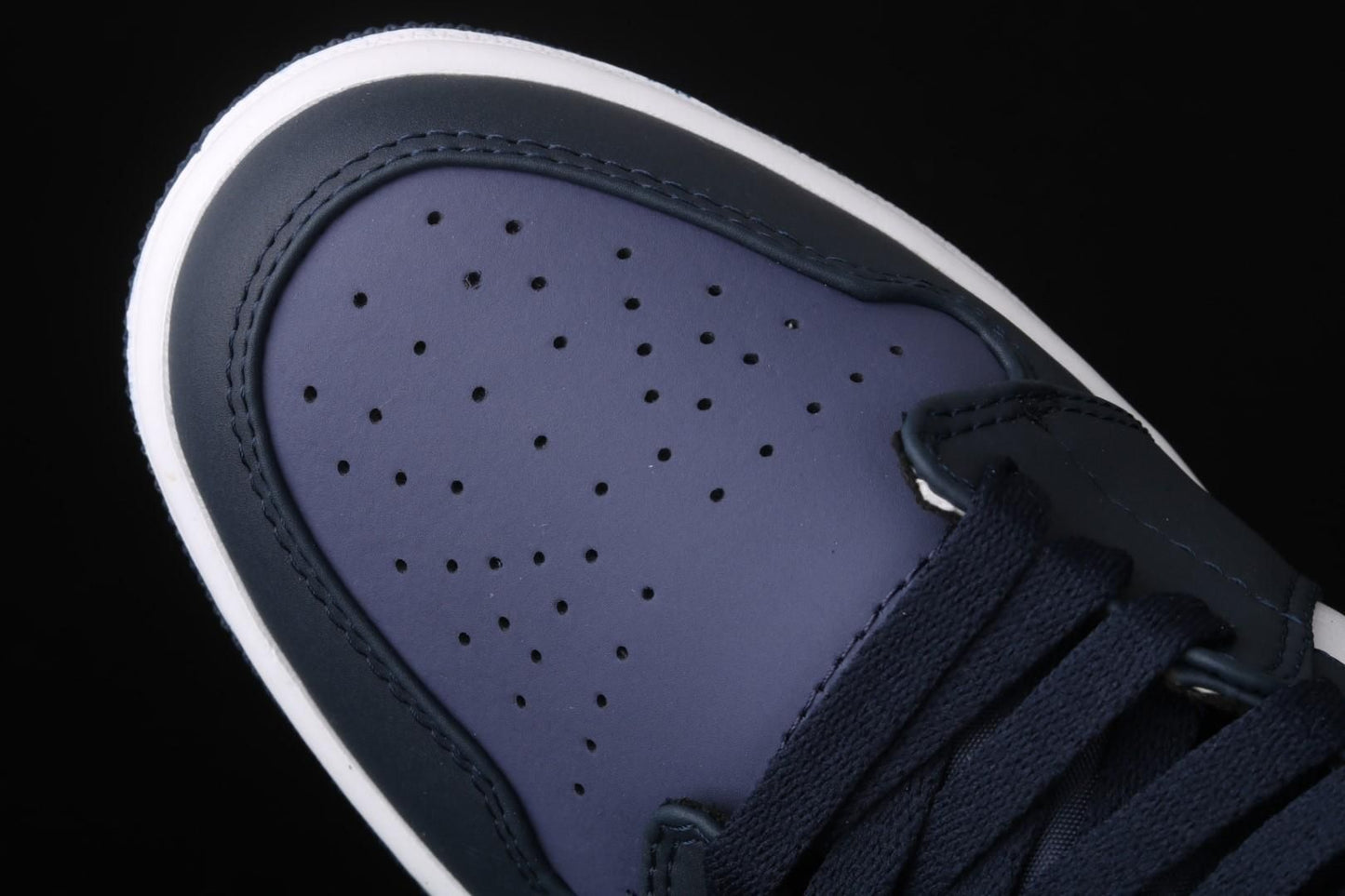 Air Jordan 1 AJ1 Mid – Sanded Purple