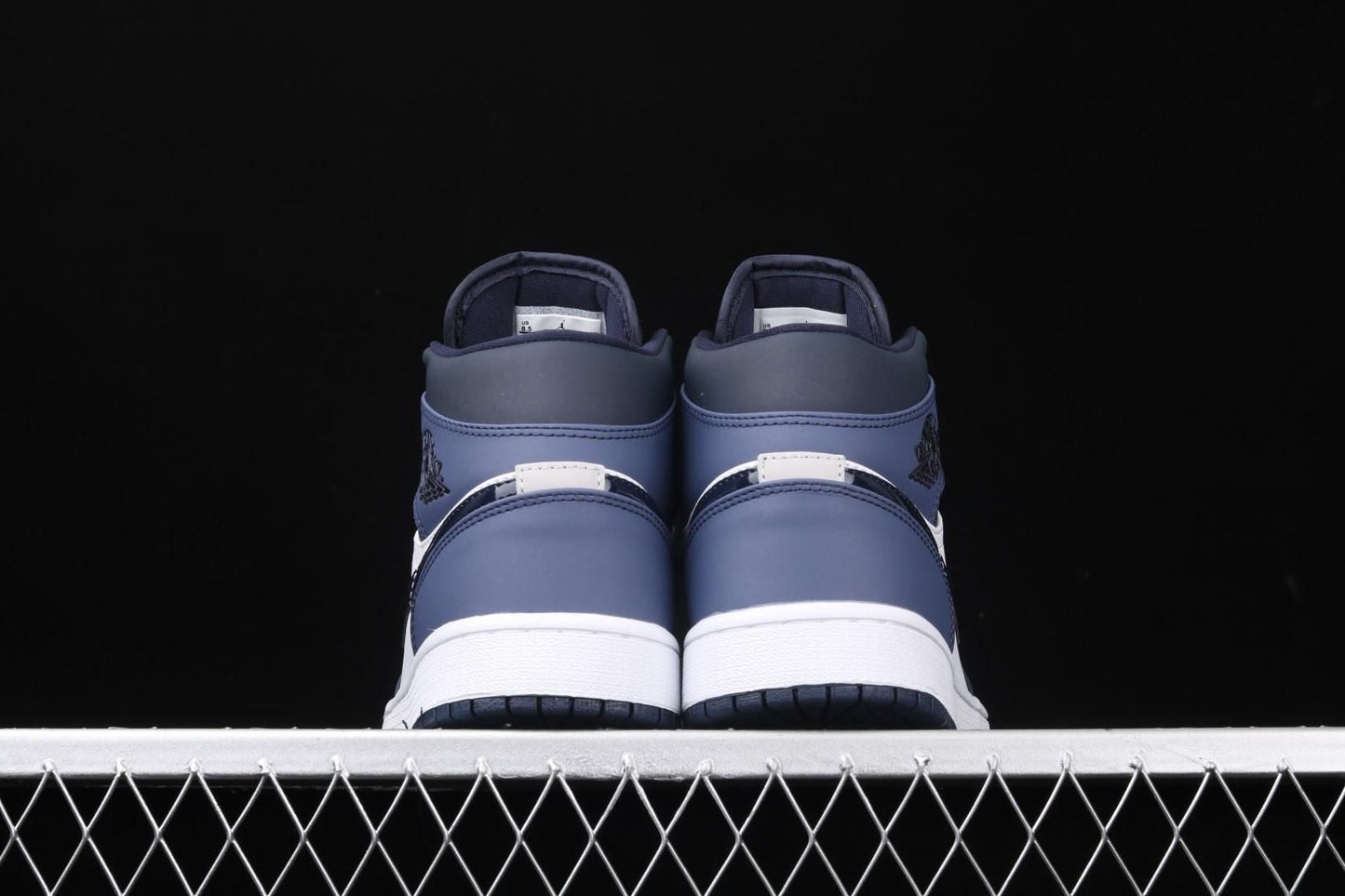 Air Jordan 1 AJ1 Mid – Sanded Purple