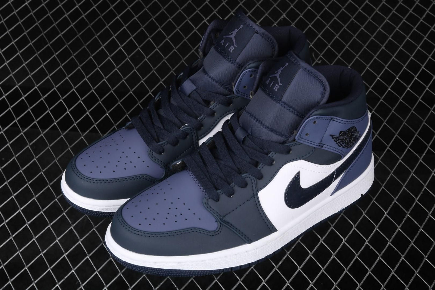 Air Jordan 1 AJ1 Mid – Sanded Purple