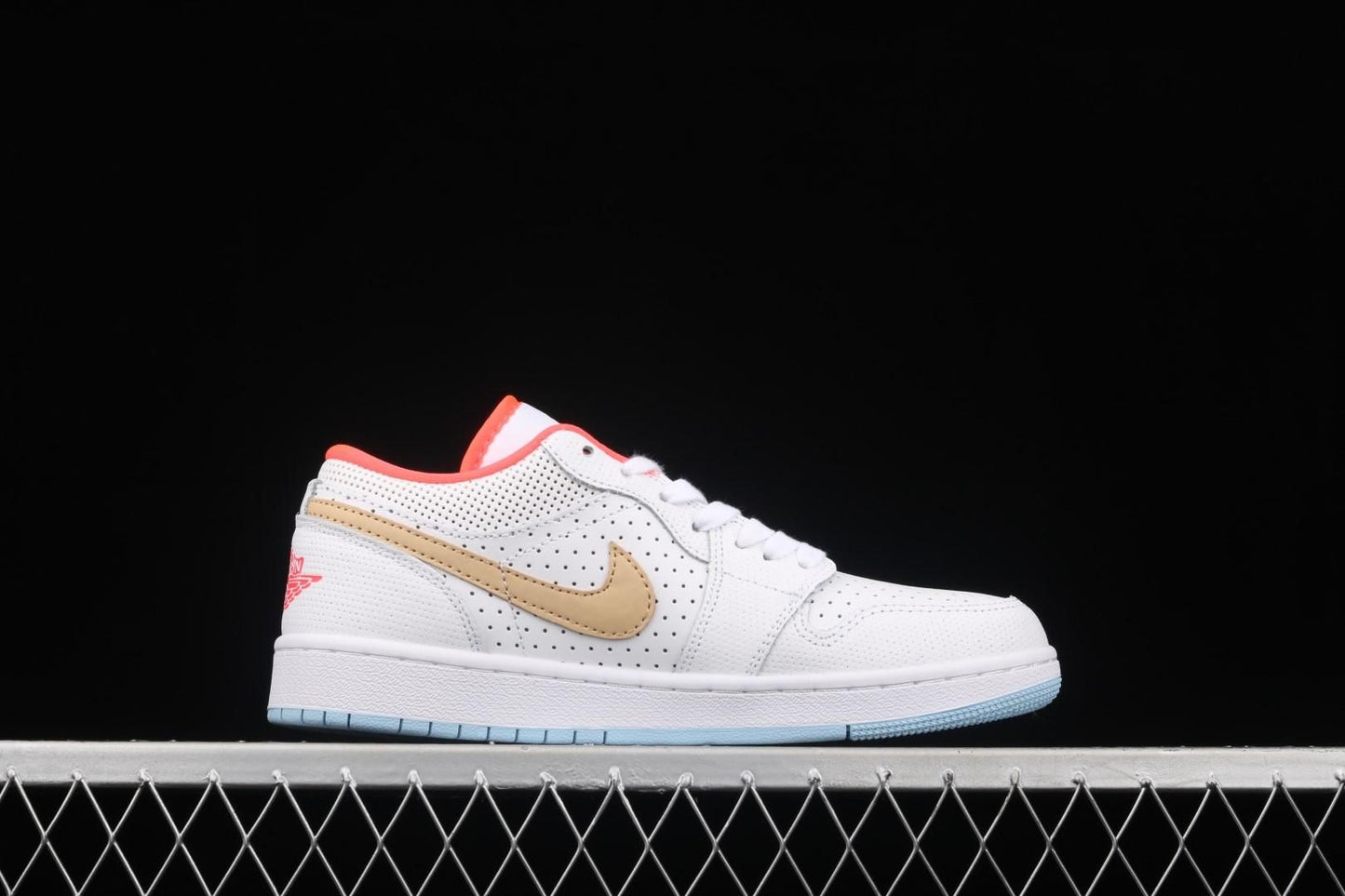 Air Jordan 1 AJ1 Low SE – White Sesame