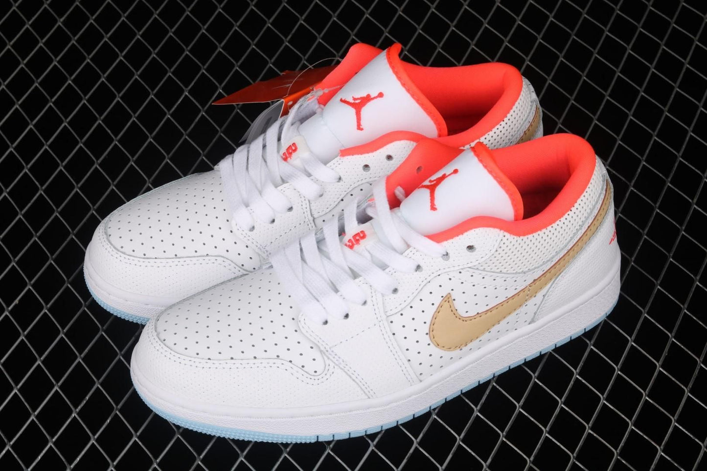 Air Jordan 1 AJ1 Low SE – White Sesame