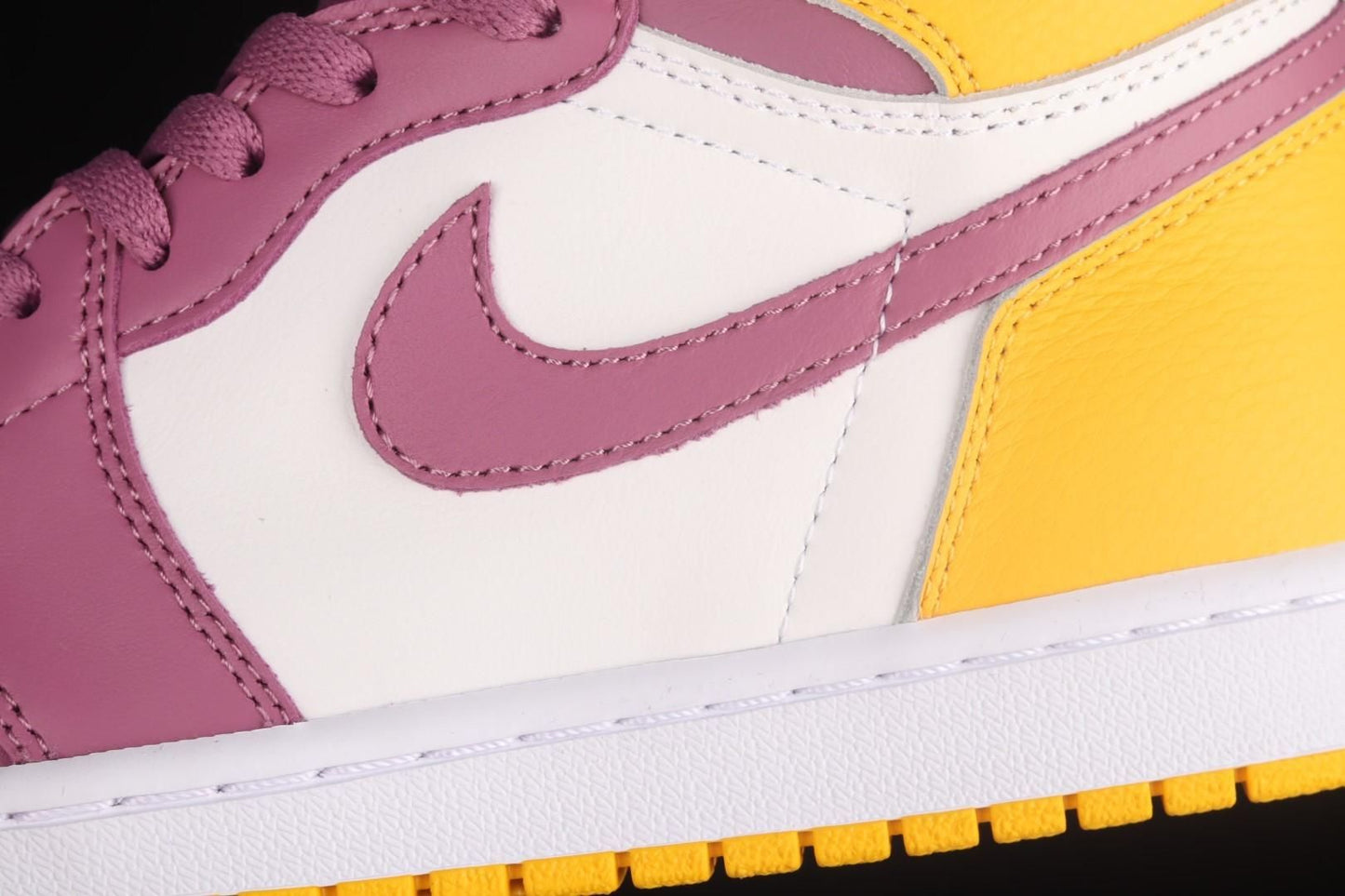 Air Jordan 1 AJ1 Retro High OG - Brotherhood