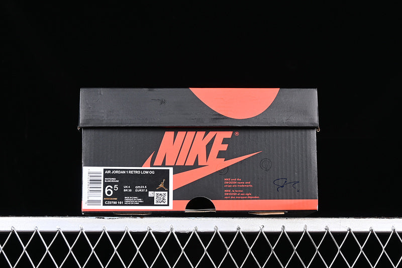 NikeUnisex Air Jordan 1 AJ1 Low – University Red