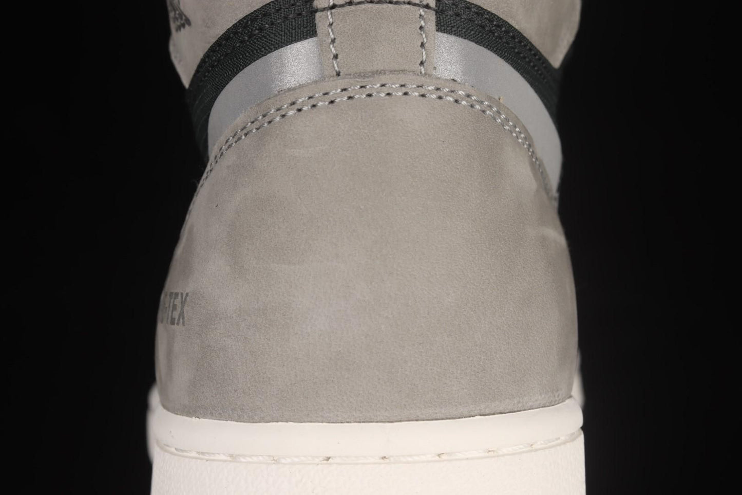 Air Jordan 1 AJ1 Retro High Element Gore-Tex - Black Particle Grey
