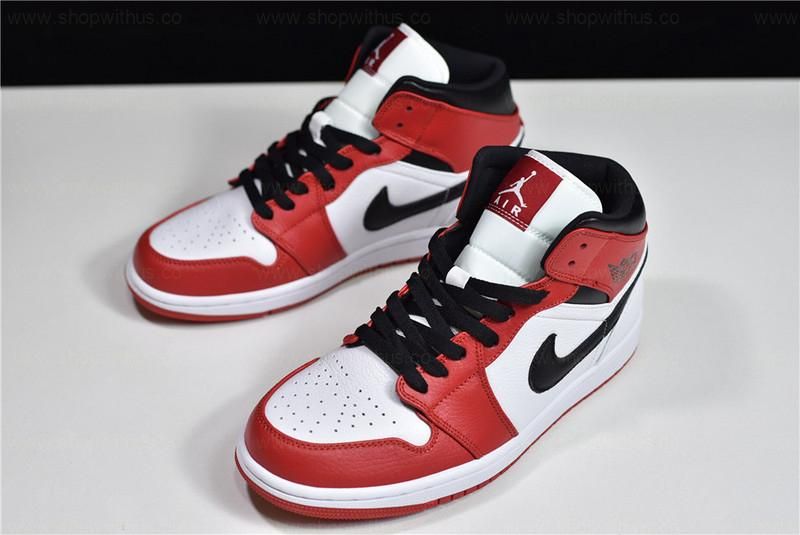 Air Jordan 1 AJ1 Mid – Chicago