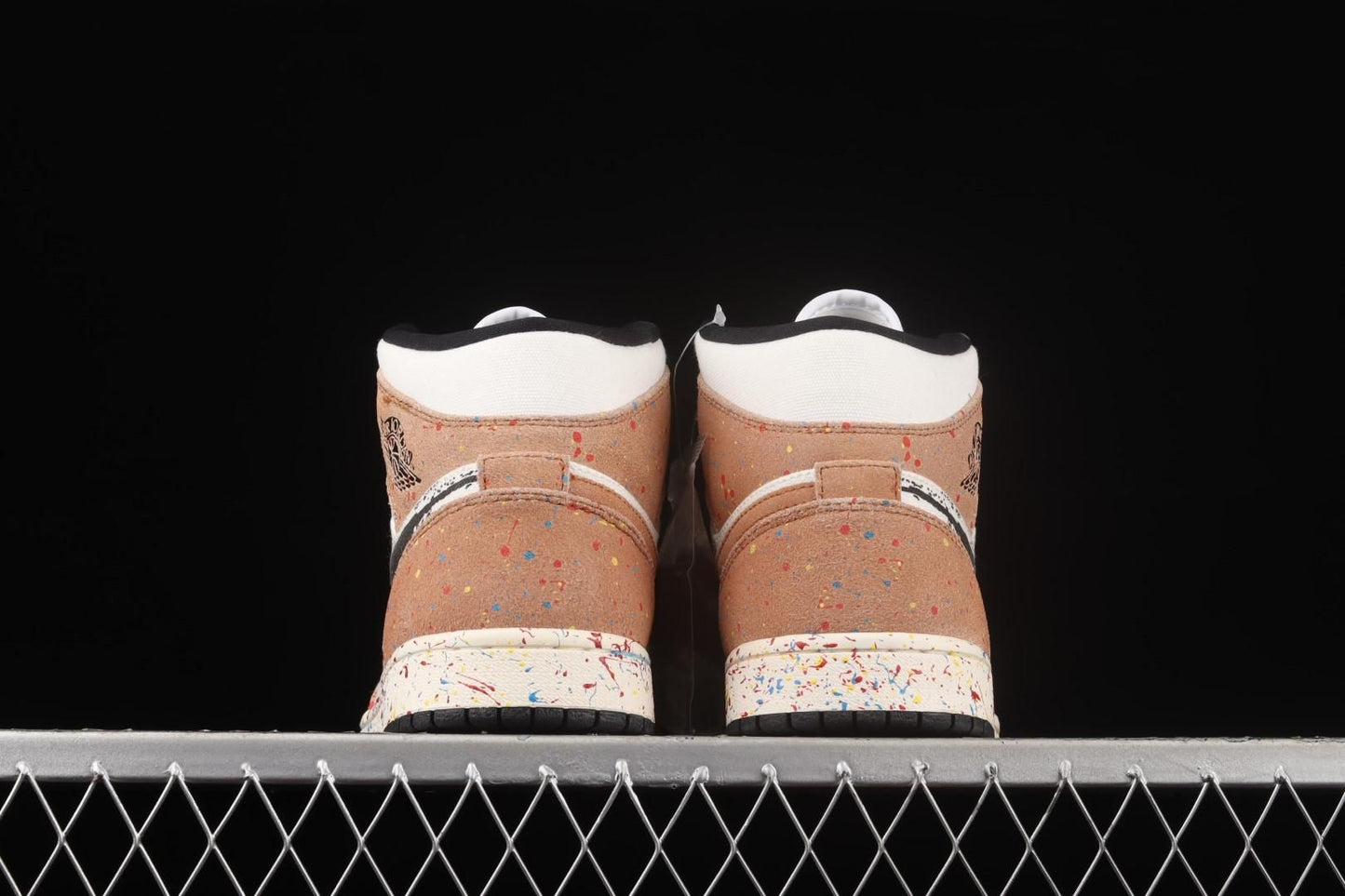 Air Jordan 1 AJ1 Mid – Brushstroke