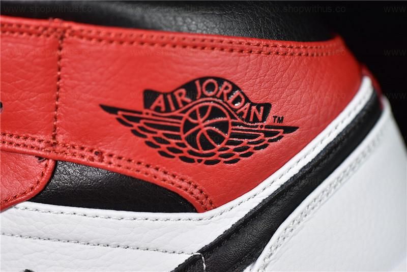 Air Jordan 1 AJ1 Mid – Chicago
