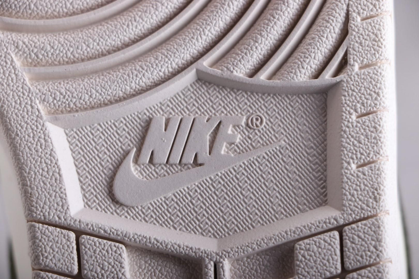 Air Jordan 1 AJ1 Retro High Double Strap - Olive Canvas