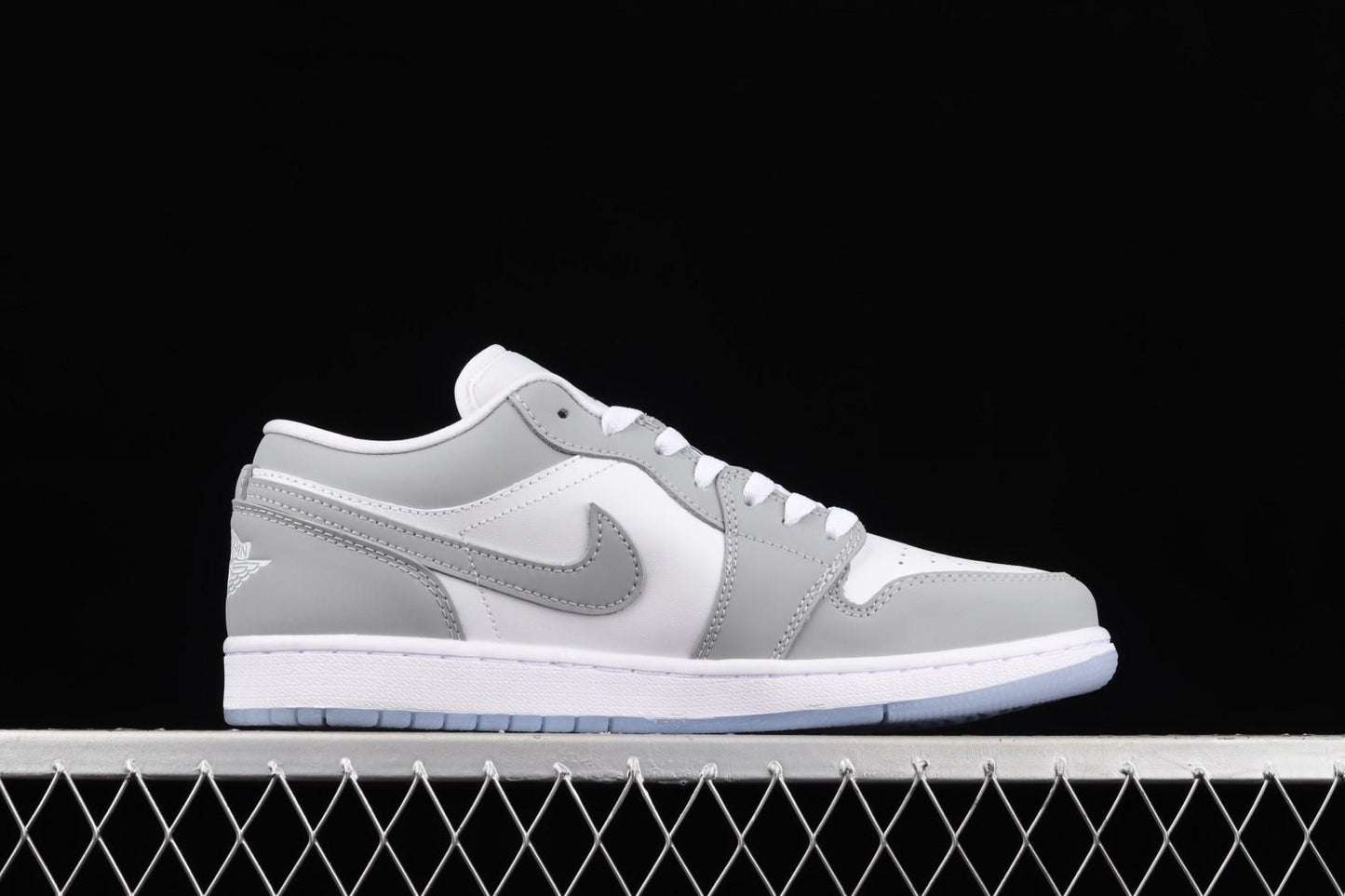 Air Jordan 1 AJ1 Low – Wolf Grey