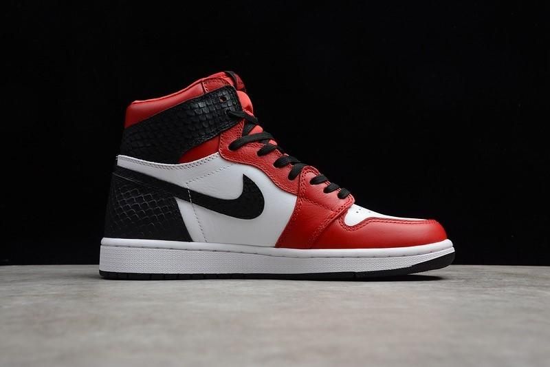 Air Jordan 1 AJ1 Retro High - Satin Snake