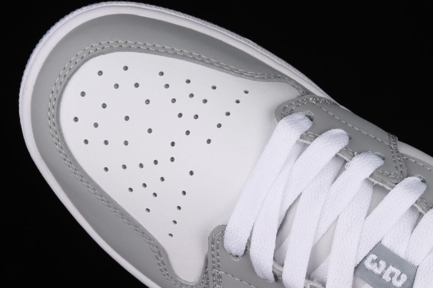 Air Jordan 1 AJ1 Low – Wolf Grey