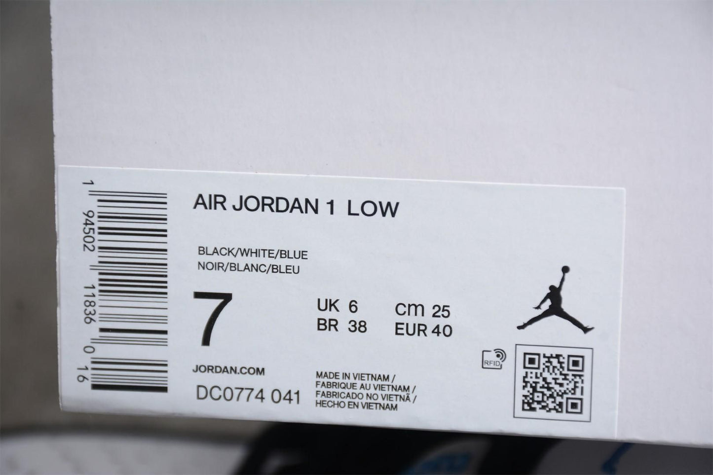 Air Jordan 1 AJ1 Low Black/University Blue