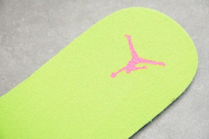 Unisex Air Jordan 1 AJ1 Mid – Edge Glow
