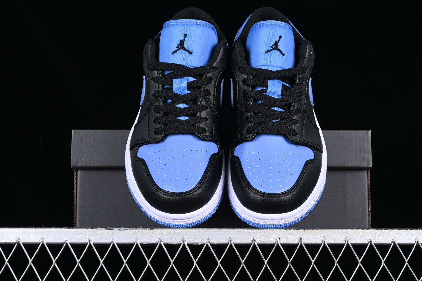 Air Jordan 1 AJ1 Low – Black University Blue