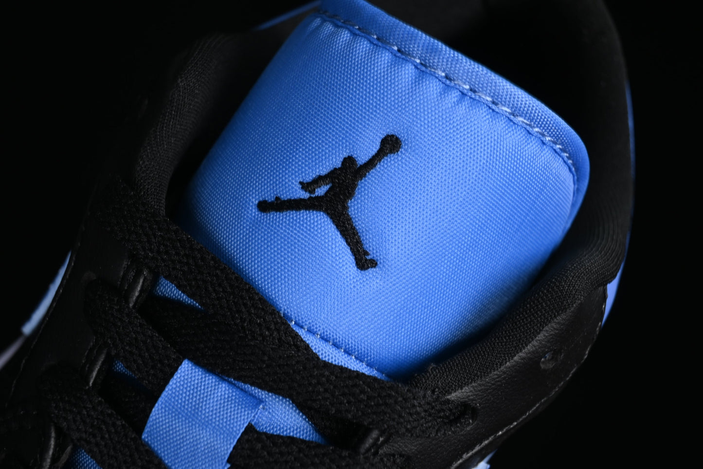 Air Jordan 1 AJ1 Low – Black University Blue